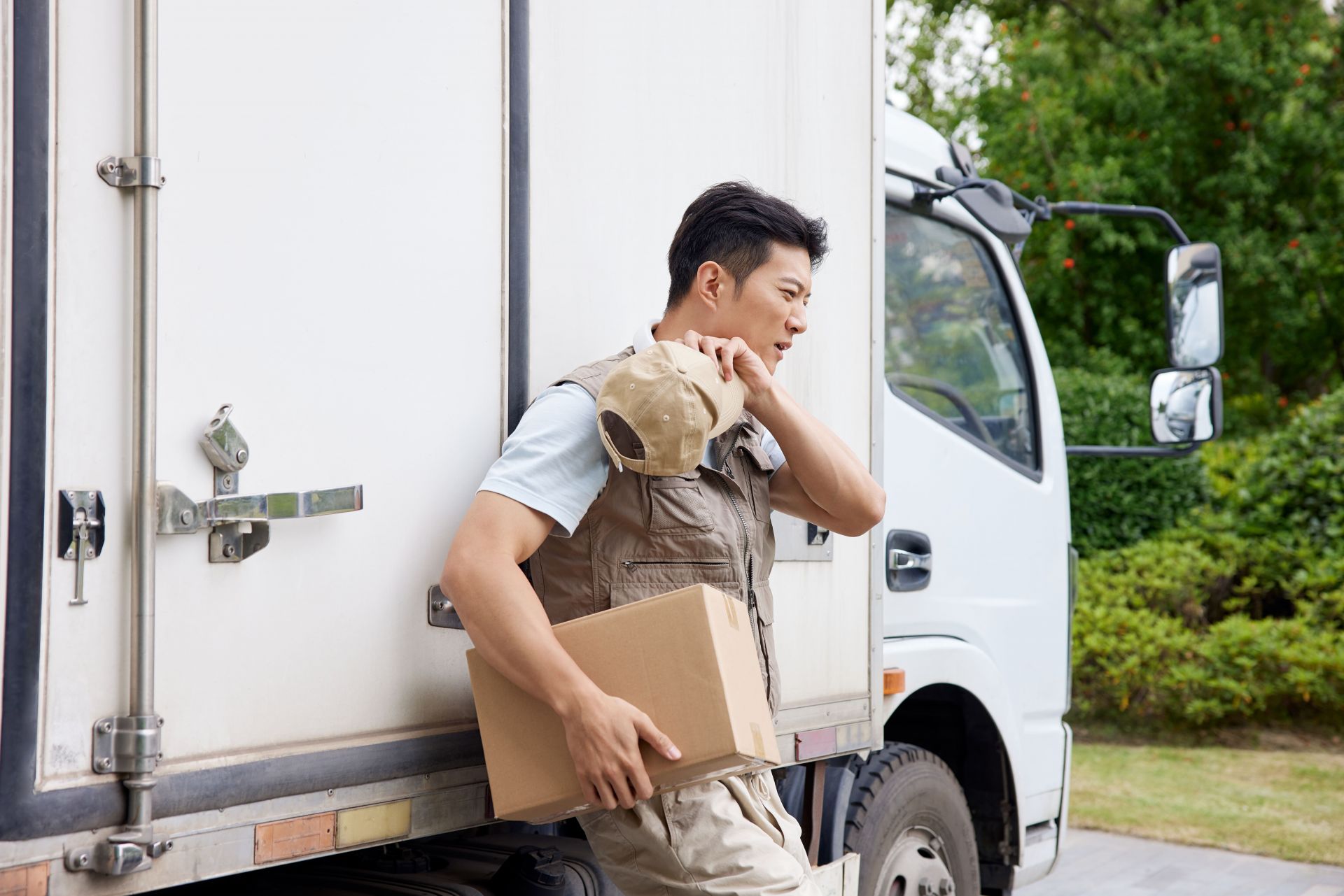 好熱！汽車隔熱紙給你舒適空間